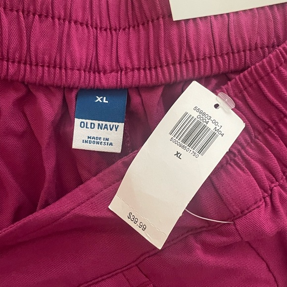 Old Navy Playa Wide Leg Pull-On Pants in Fuchsia - Picture 2 of 4